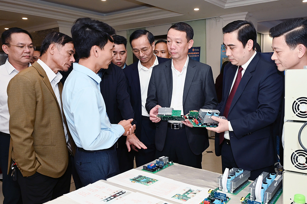 Chuyển đổi số